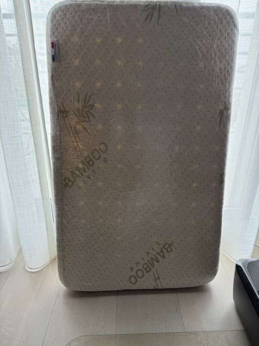 Colchao de berço bamboo limpo e vedado
