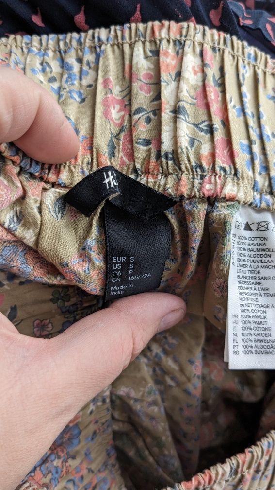 Spódniczka h&m rozmiar 36/38 kolor beżowy w kwiaty do wyprasowania