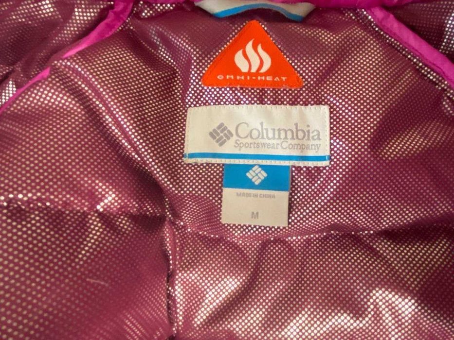 Пухова легка куртка рожева Columbia р M вживана в гарному стані