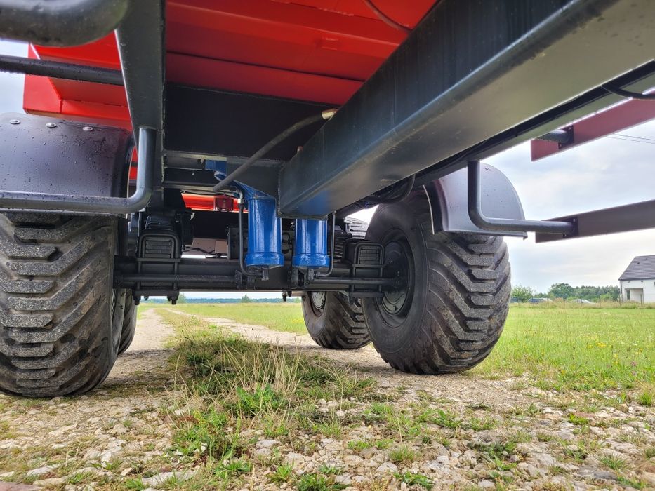 Nowa przyczepa  kiper