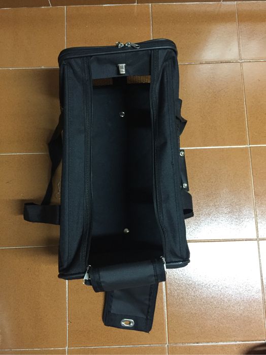 Saco para transportar gato em viagem