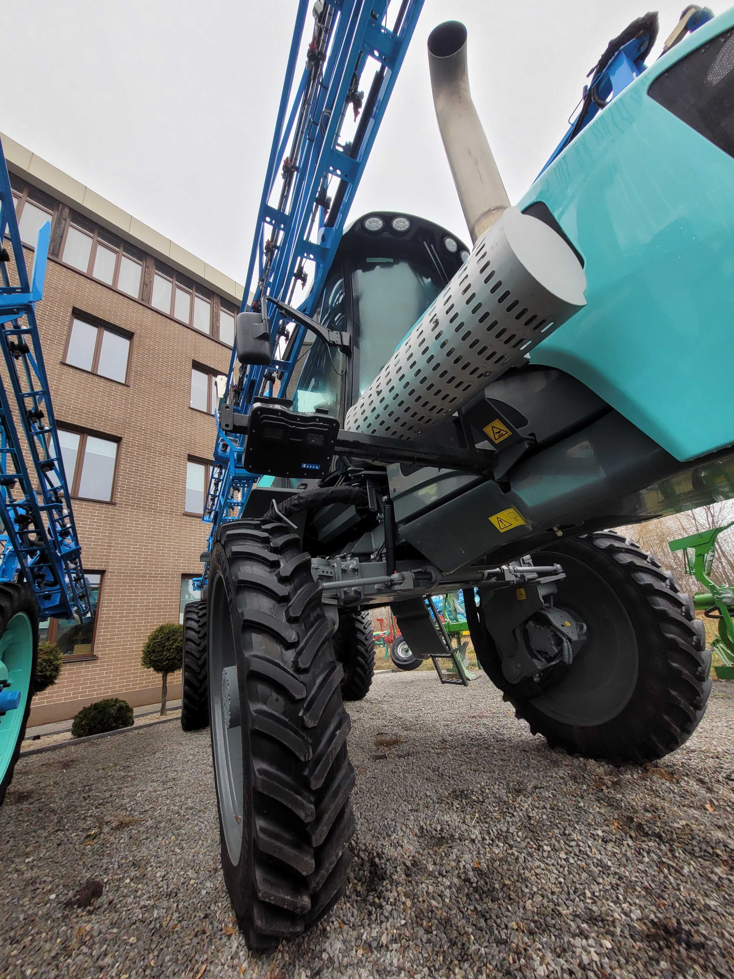 Самохідний обприскувач Berthoud Raptor 4240, 2024 року