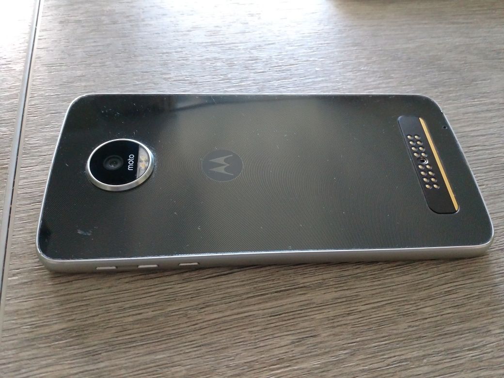 Motorola Z Play (XT1635-02) Black Silver Dual Sim/+Mods