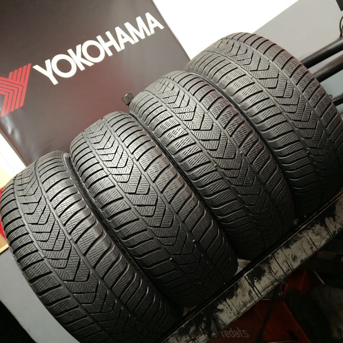 225/45/19 XL Sprzedam komplet opon zimowych Pirelli