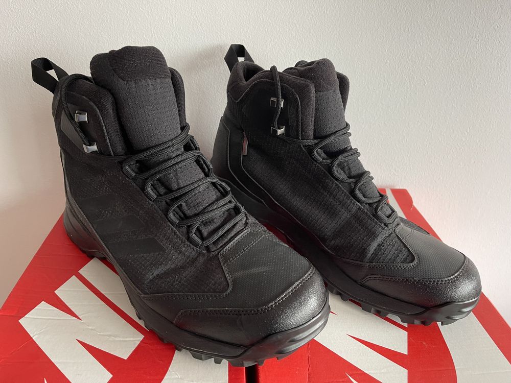 Buty Adidas Terrex Frozetrack MID Winter Hiking - 46