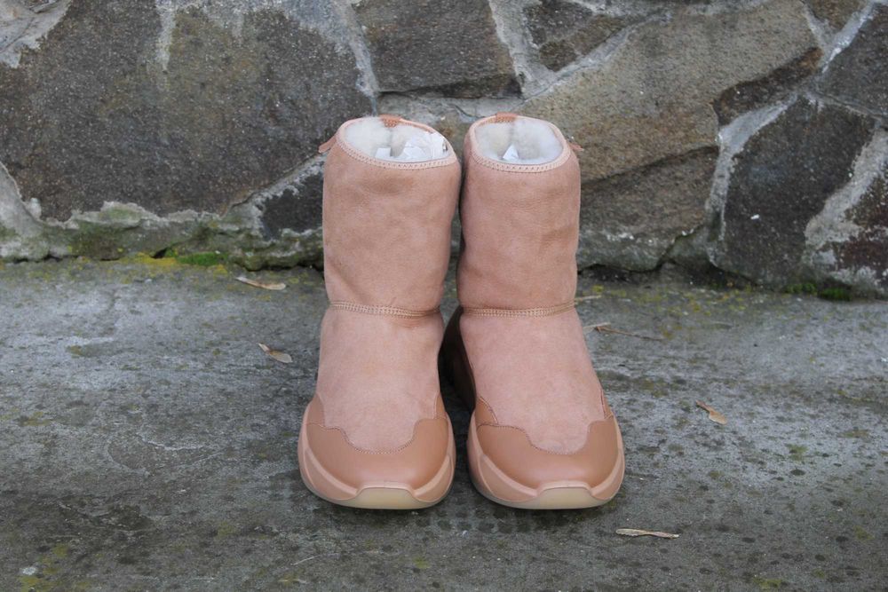 Зимові чоботи з натуральним хутром Ecco Chunky Sneak 40 розмір