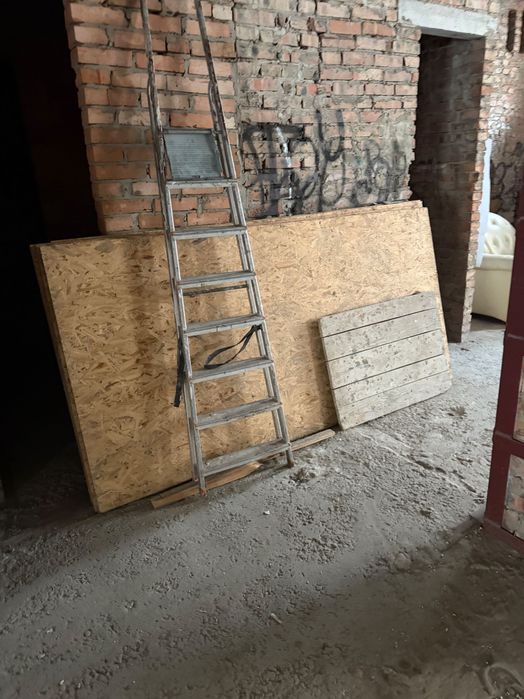 Дошки з дерева, плити