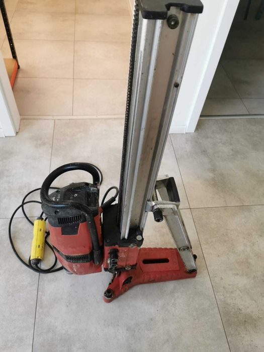 Wiertnica 1 Hilti DD 200 + statyw DD-HD 30