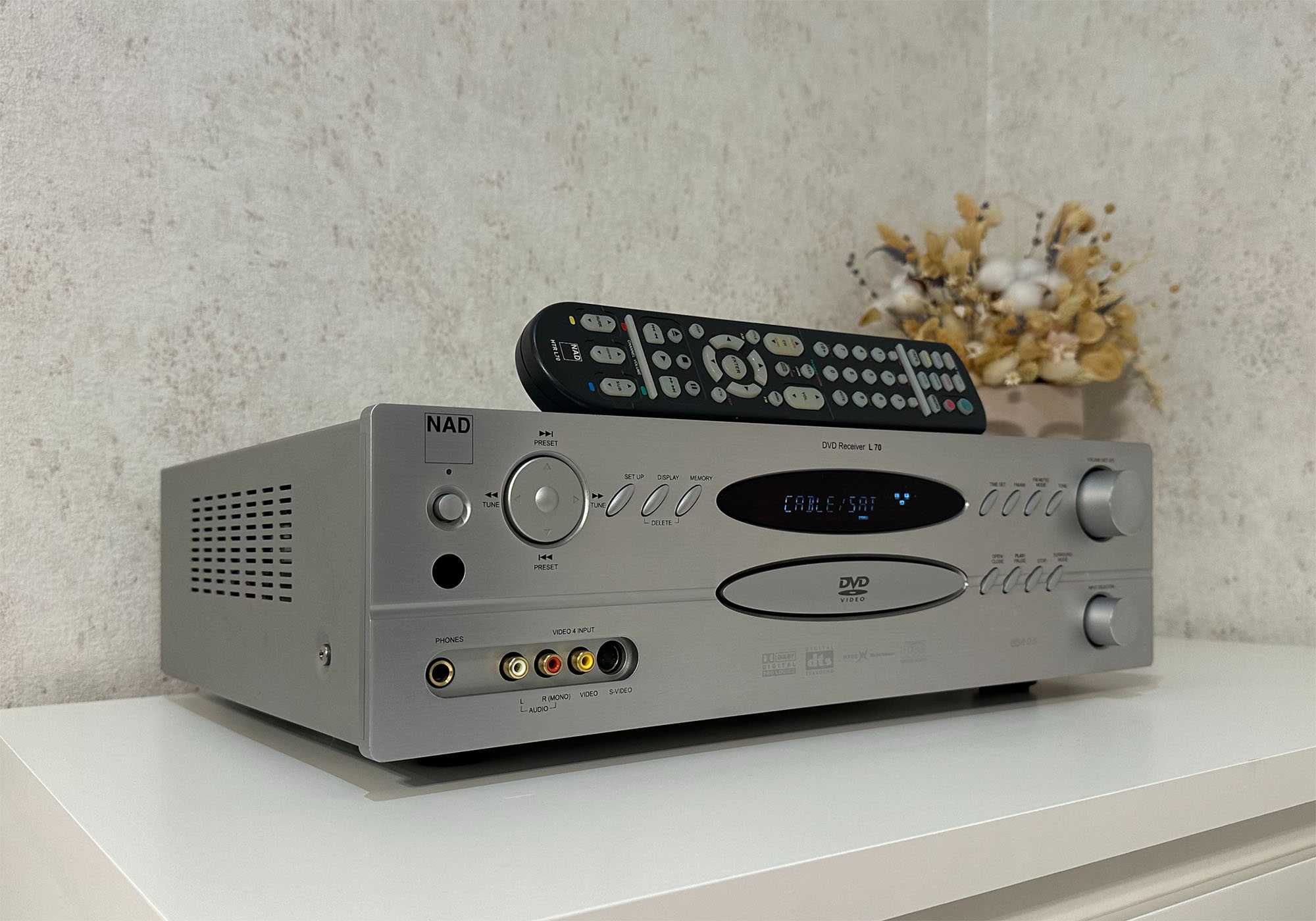 Ресивер NAD L70 (2 × 60 Вт / 8 Ом / ЦАП / CD-програвач / FM-тюнер)