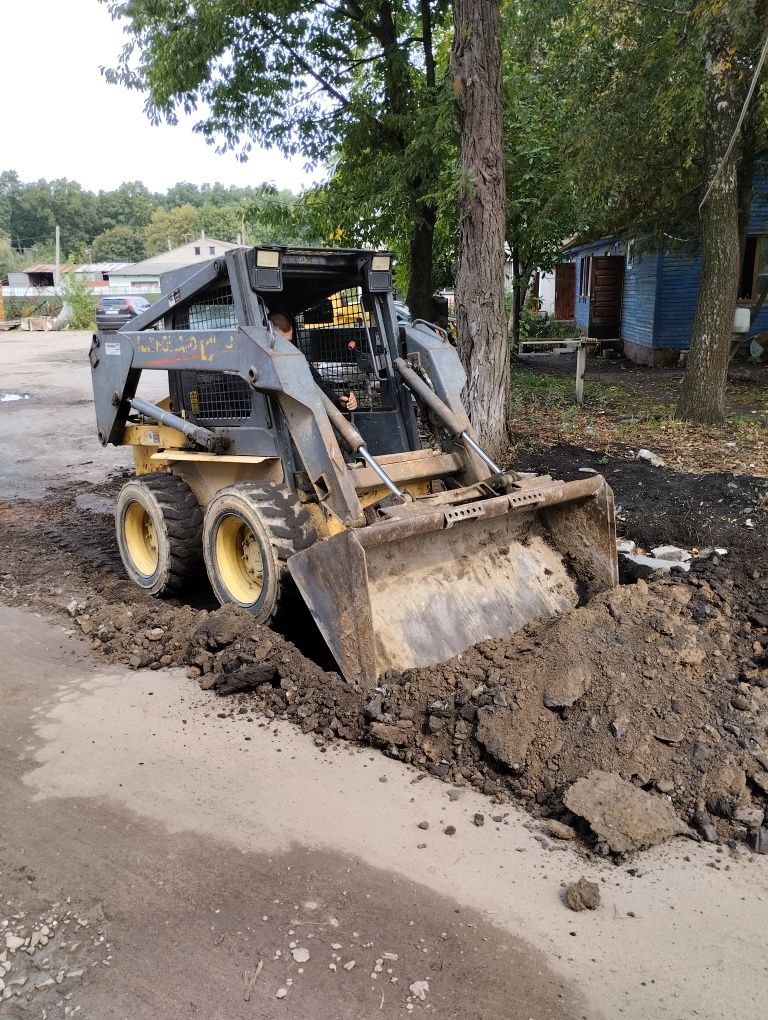 Оренда послуги мініпогрущик бобкат