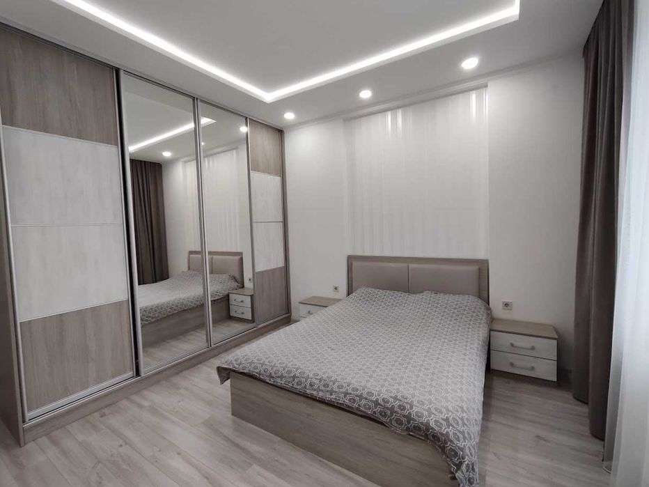 Продається сучасний будинок з дизайнерським ремонтом в с. Шипинці