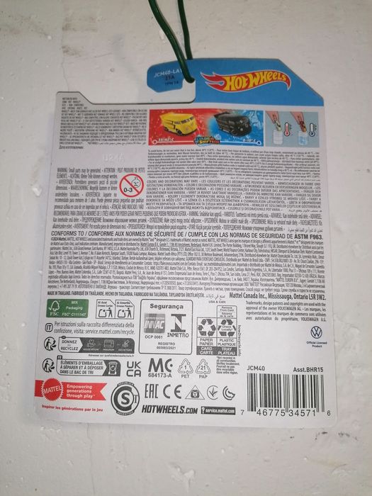 Hot Wheels Volkswagen Drag Bus color shifter