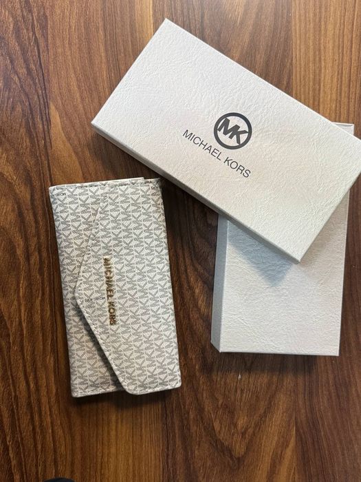 Nowy damski portfel Michael Kors