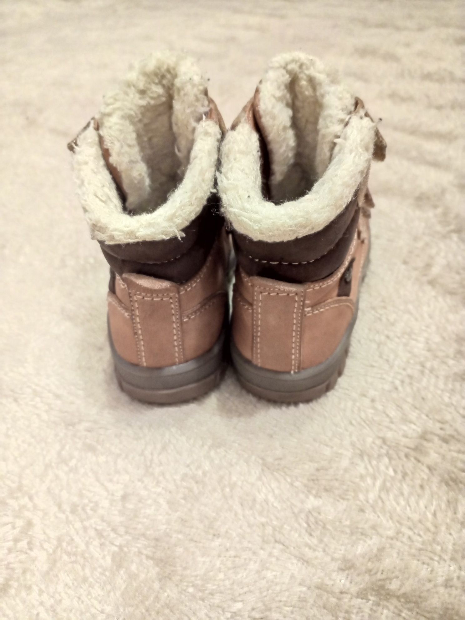 Дитяче взуття (зима)