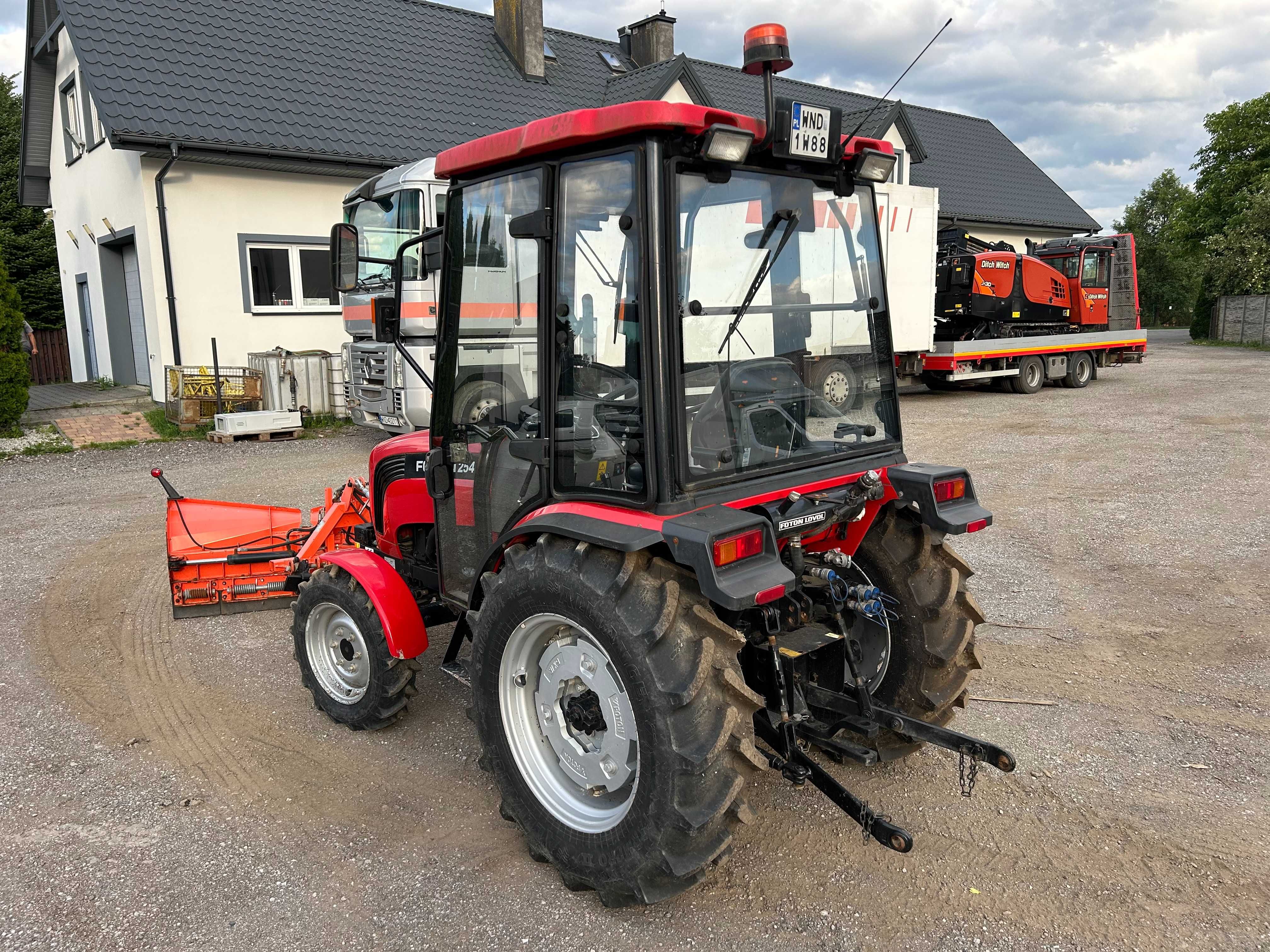Ciągnik Rolniczy Foton 254  Traktor