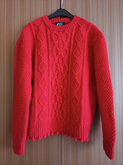 Новий вовняний светр від французького бренду A.P.C