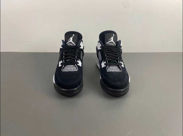 Buty Trampk Jordan 4 Retro White Thunder R.41