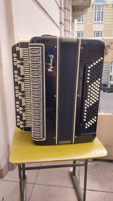 Баян готововиборний рубін 6