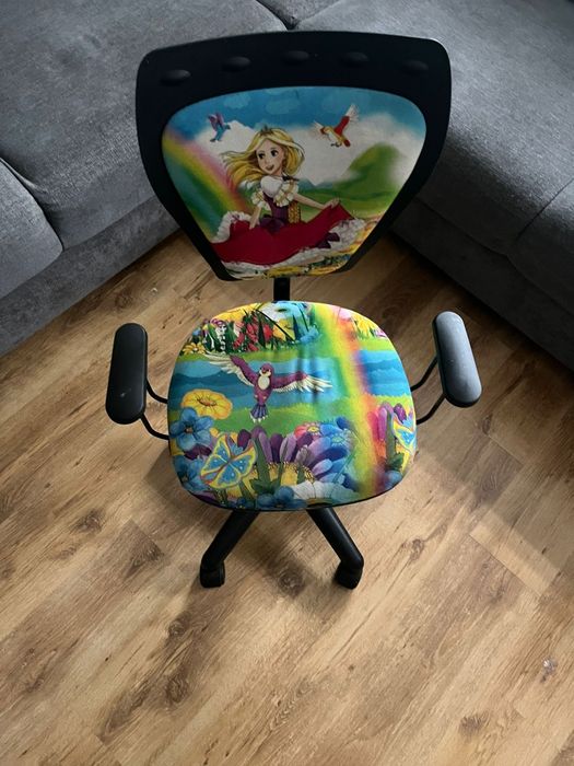 Fotel biurowy młodzieżowy dla dziewczynki