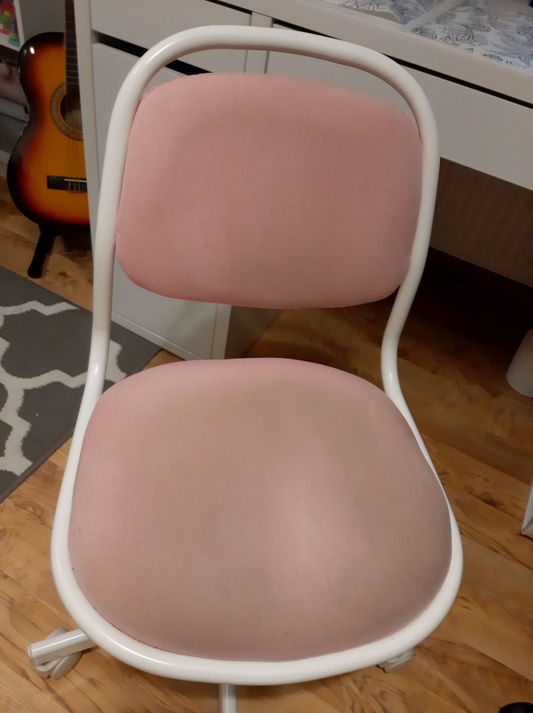 IKEA ÖRFJÄLL Fotel obrotowy 
Dziecięce krzesło biurowe, biały/Vissle r