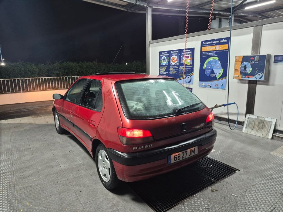 Peugeout 306 1.4 em bom estado