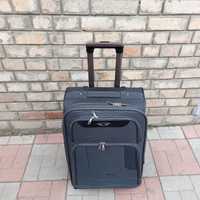 Средний вместительный дорожный чемодан сумка для перелетов путишествий
