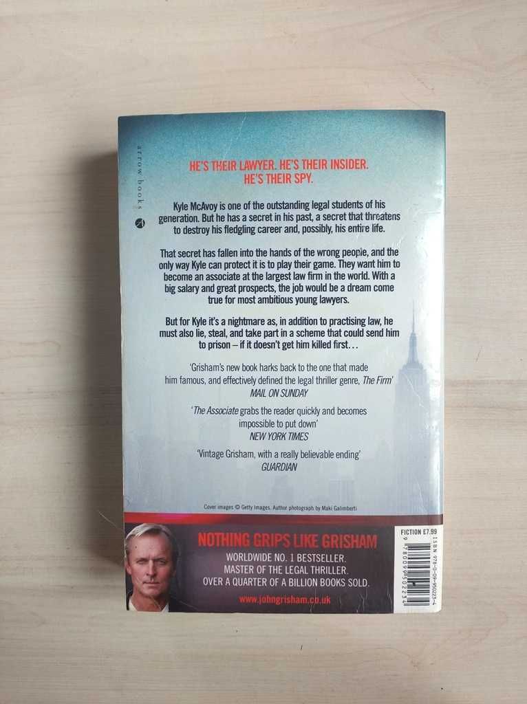 John Grisham The Associate english book