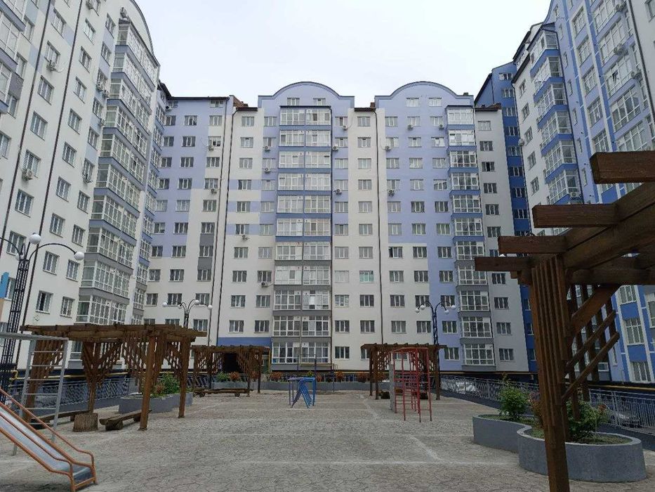 Продається укомплектована 1кімнатна квартира в ЖК Містечко Центральне