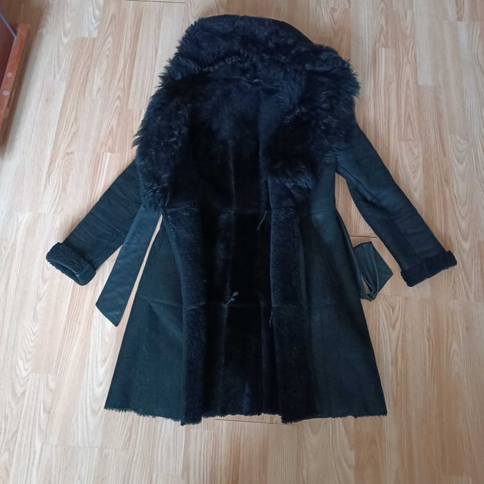 Дублёнка женская  б/у натуральный мех размер М