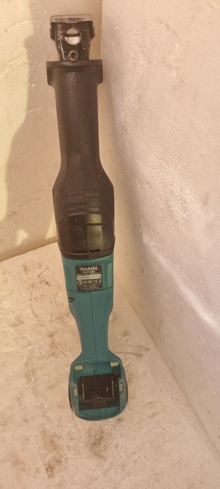 Piła szablasta Makita djr186z