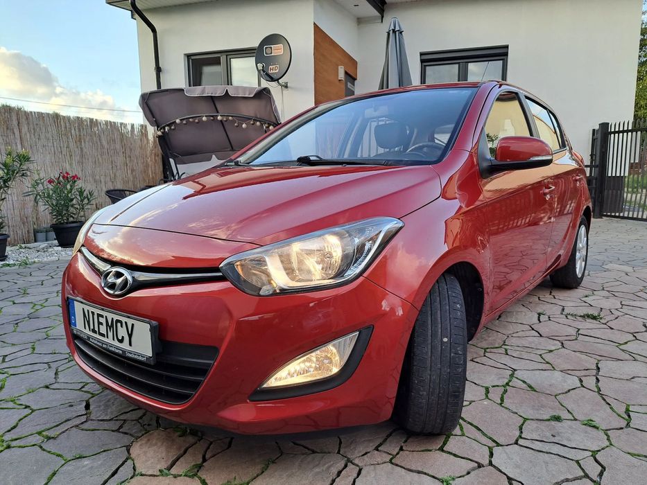 Hyundai i20 Lift / Super Stan / z Niemiec / po opłatach