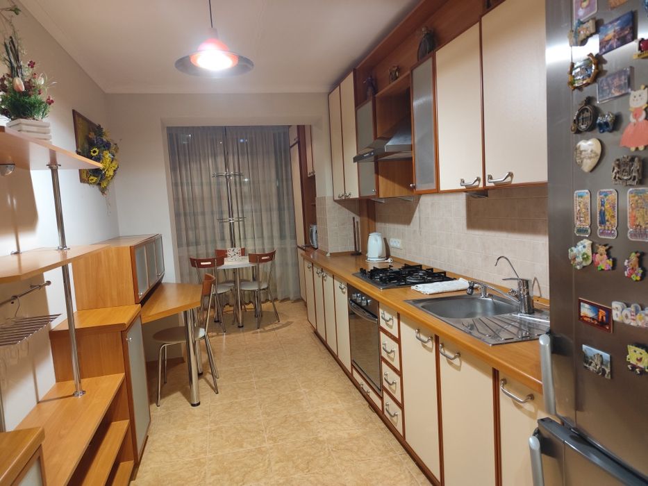 Оренда 3 кімнатної квартири з а/о, 55р-н