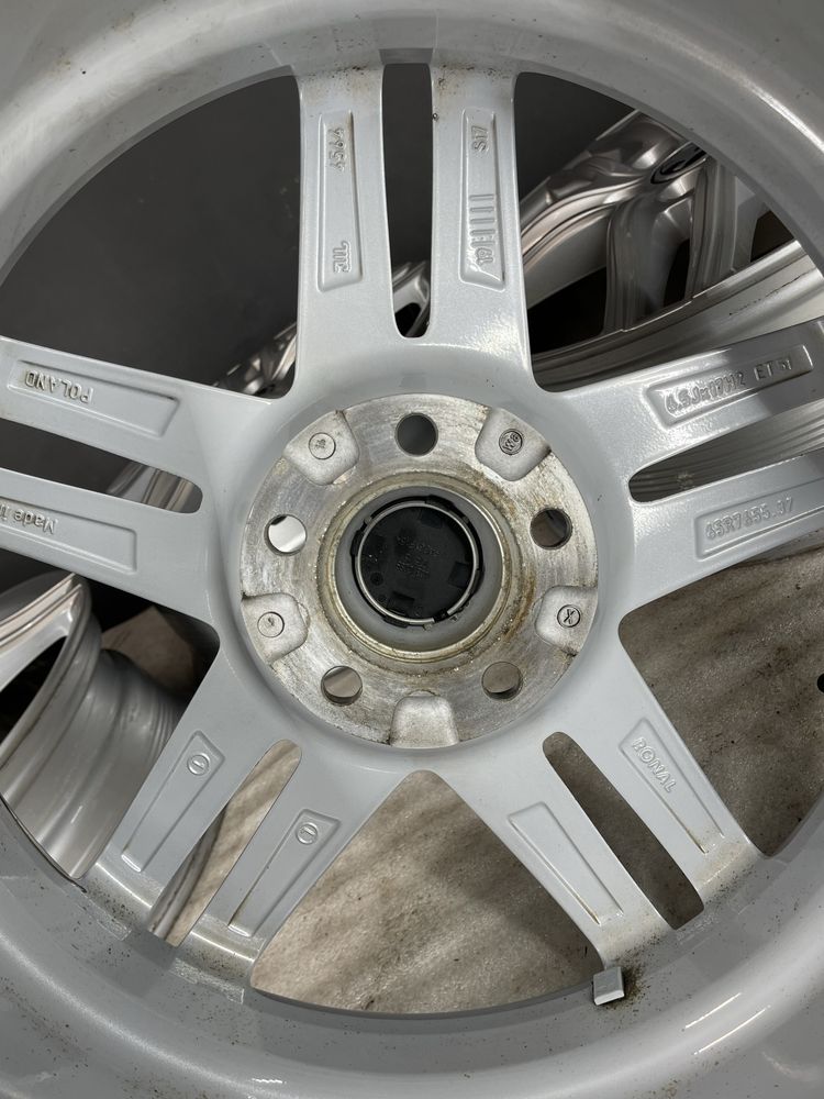 Диски R17 5x112 Et51 6.5J. Skoda Octavia Volkswagen Golf Jetta Touran