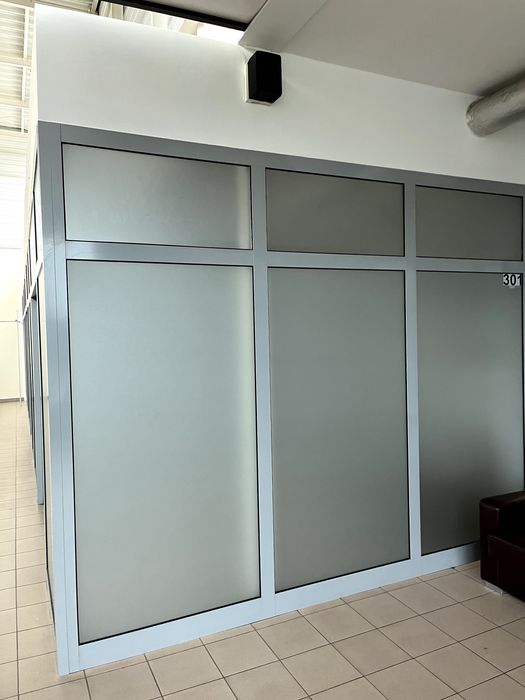 Wynajmę lokal handlowo usługowo biurowo gastronomiczny  w CHT