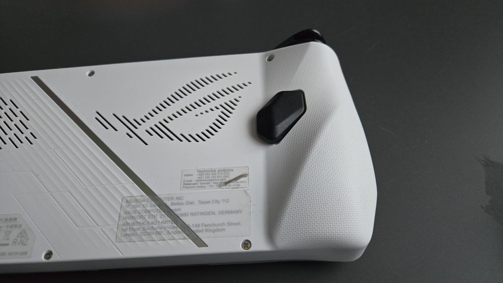 Asus rog ally z1 extreme