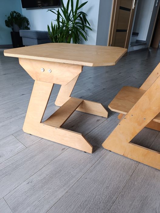 Drewniany Stolik i krzesełko montessori dla dzieci