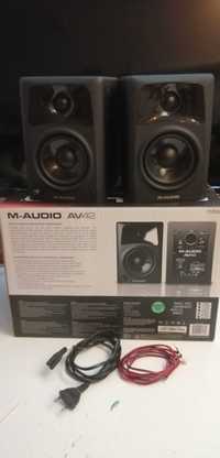 Monitores M-Audio AV42