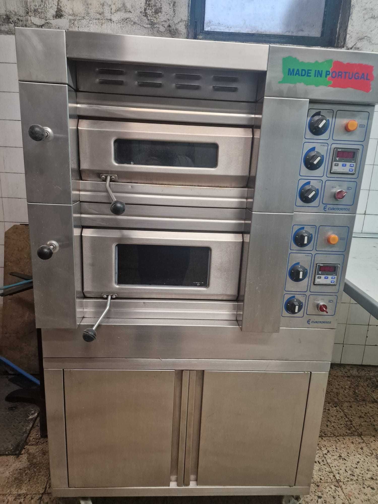 Forno convector e estufa de levedação