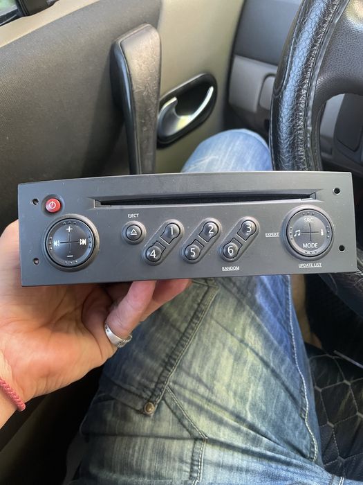 Магнитола рено сценик меган 2