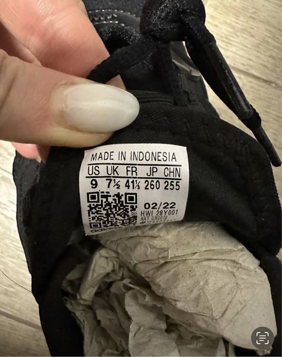 Кросівки Adidas нові