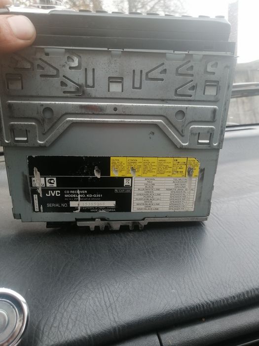 Продам магнитолу jvc