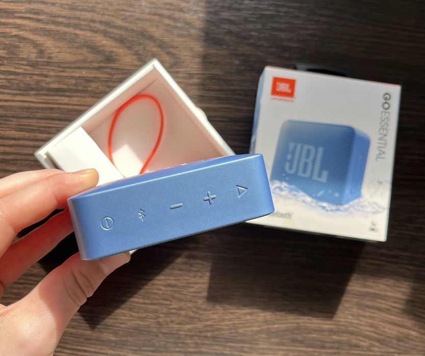 Bluetooth Колонка. Акустическая система JBL Go Essential Blue