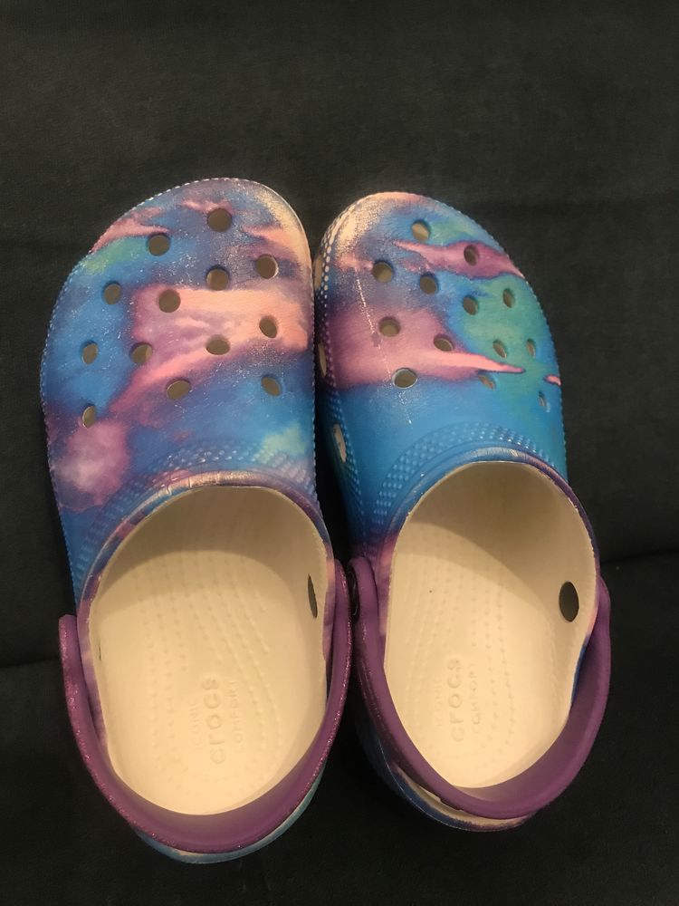 Crocs C13 Classic Out Of This World brokatowe fioletowe