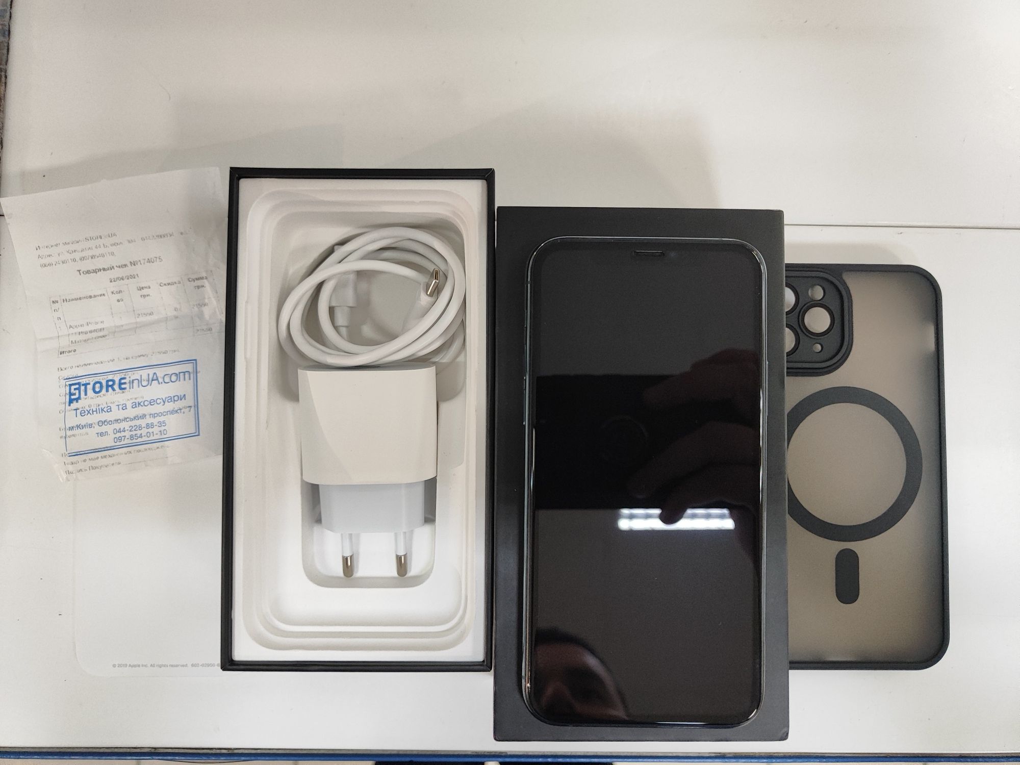 Продам iphone 11 pro 64gb