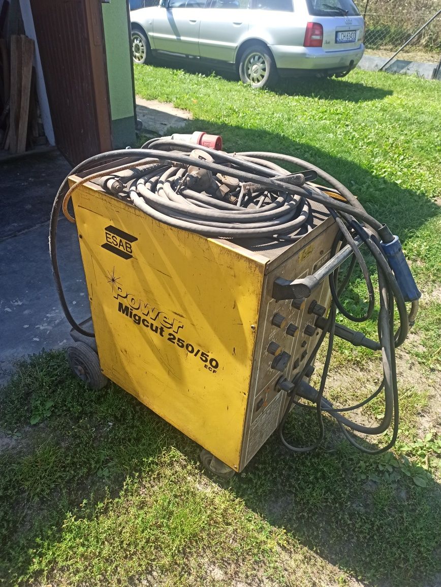 Migomat z plazmą Esab Power  Migcut 250/50 Ecf