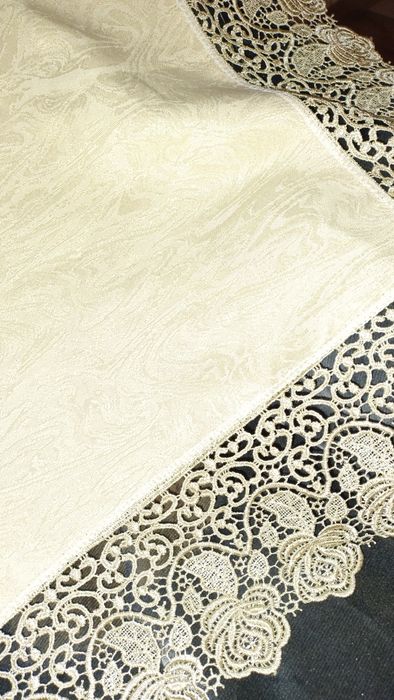 Kwadratowa serwetka na stolik