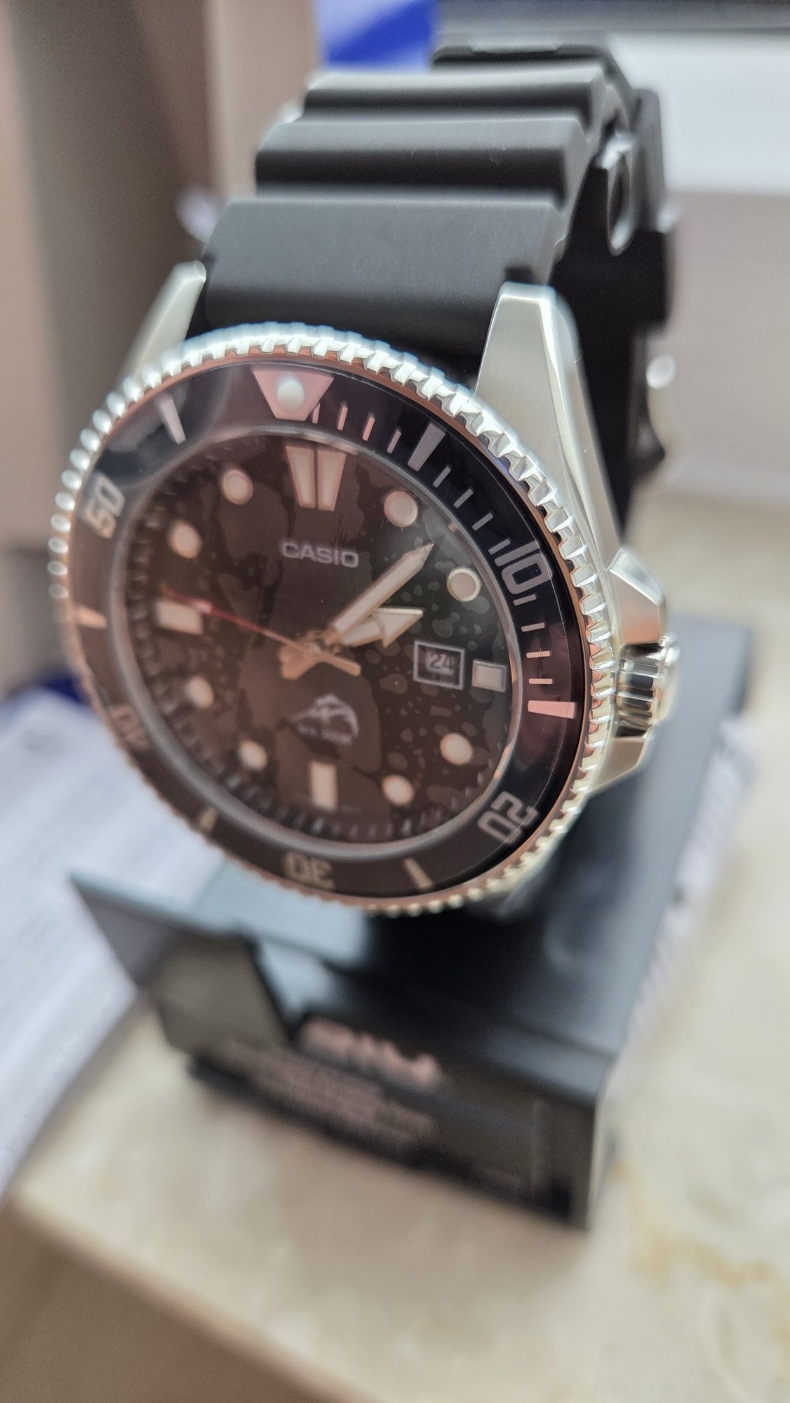 Limitowany zegarek Casio Duro MDV106-1AV Marlin