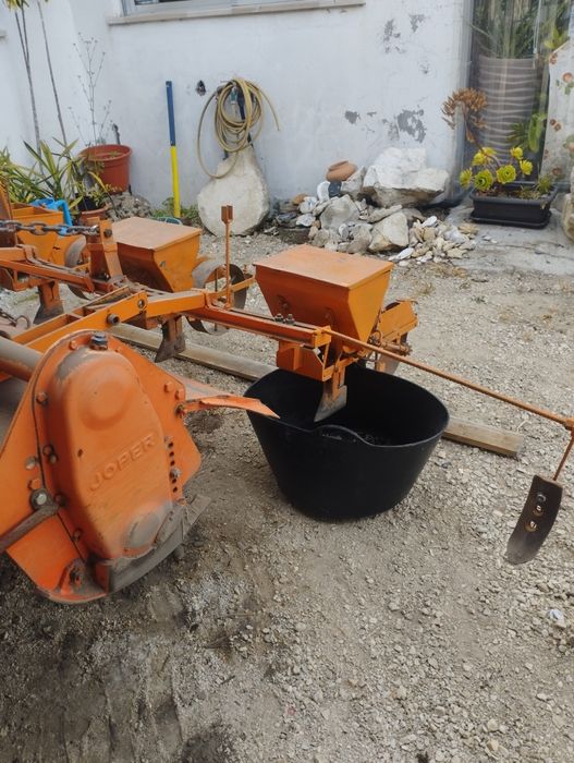 Semeador milho e feijão 3 linhas