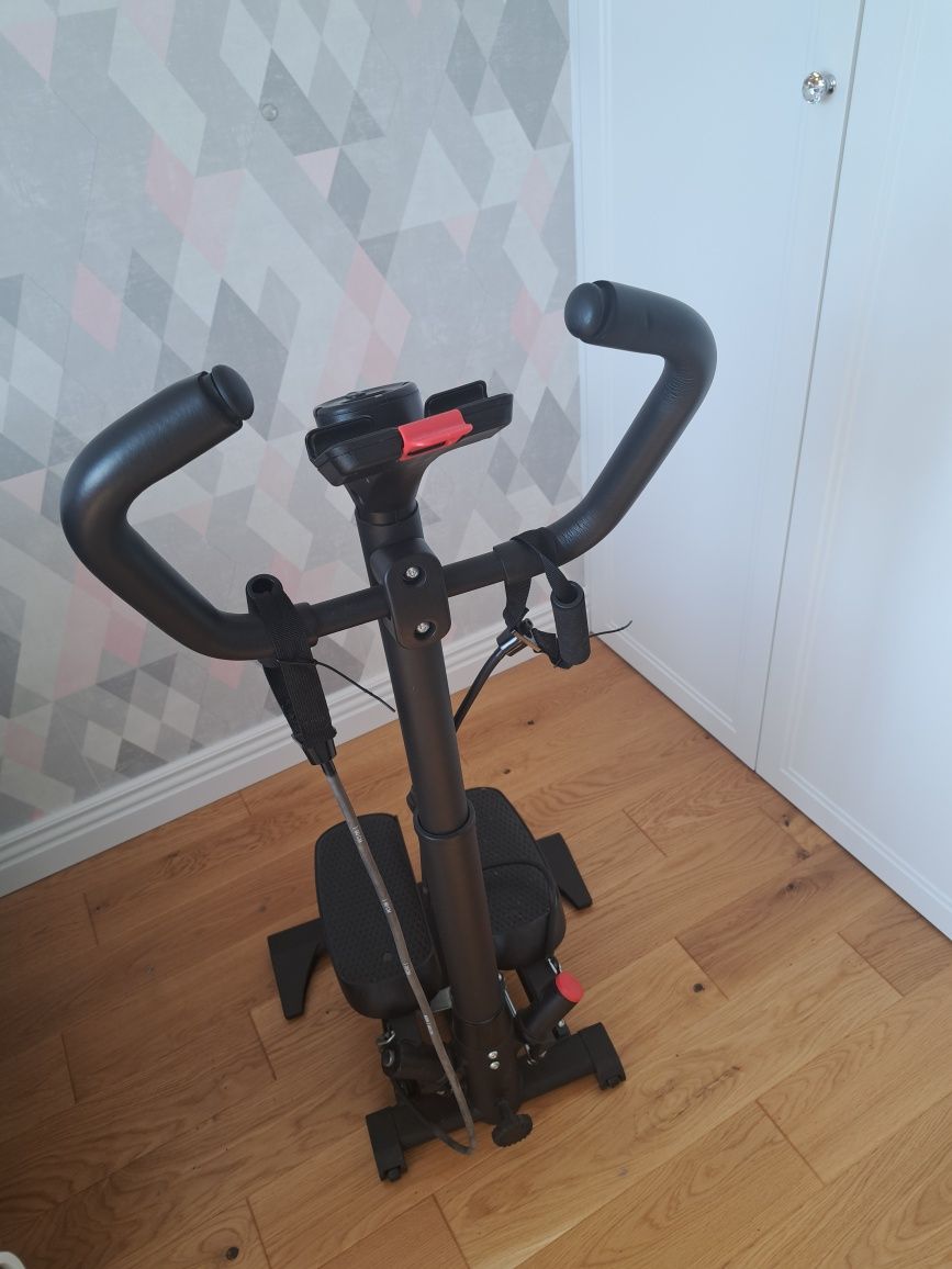 Stepper skrętny z linkami