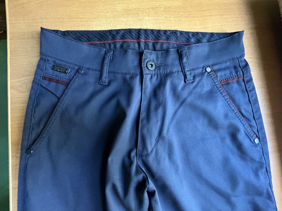 Чоловічі класичні штани/брюки (можуть бути на підлітка)